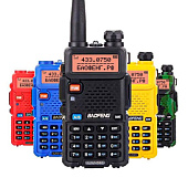 Радиостанция Baofeng UV-5R 8W (гарнитура, тангента, антена) Радиостанция Baofeng UV-5R 8W (гарнитура, тангента, антена)